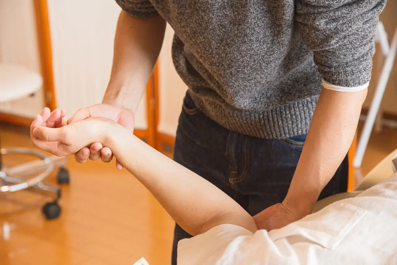 Workplace Injuries: When You Need to See a Physical Therapist