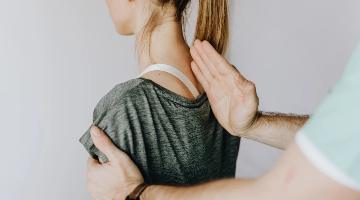 What’s a Chiropractic Adjustment and Does it Hurt?