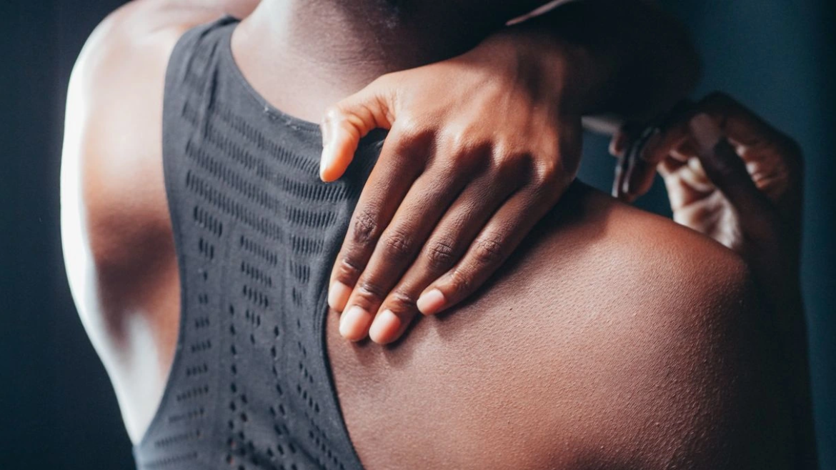 Shoulder Pain After a Car Accident: Common Causes and When Chiropractic Care May Help